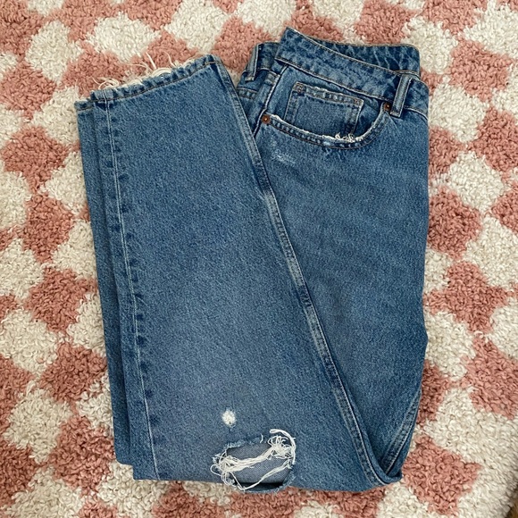 Zara Distressed Jeans - Picture 1 of 5